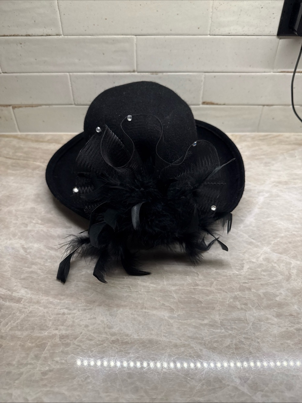 Elegant Womens Black 100% Wool Hat with Large Bow Accent